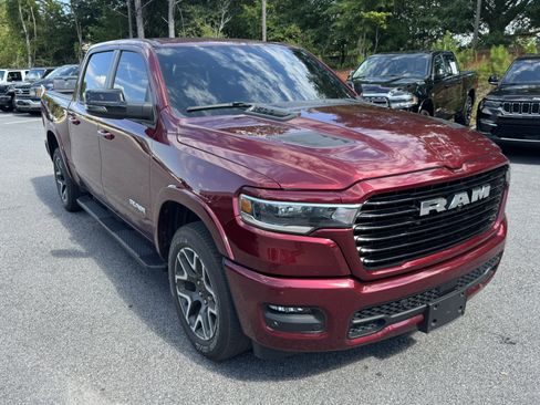 Used 2025 RAM 1500 Laramie w/ Sport Appearance Package AWD/4WD image 3
