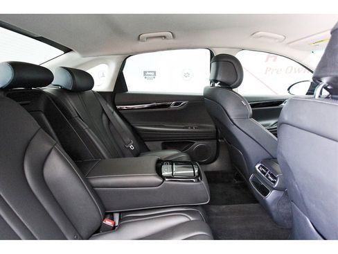 Used 2023 Genesis G80 2.5T image 9