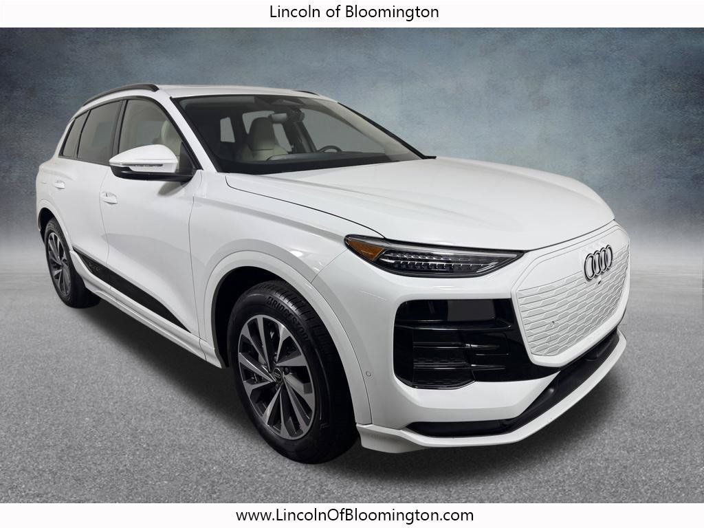 Used 2025 Audi Q6 e-tron Prestige w/ Beige Warm Weather Package AWD/4WD image 8