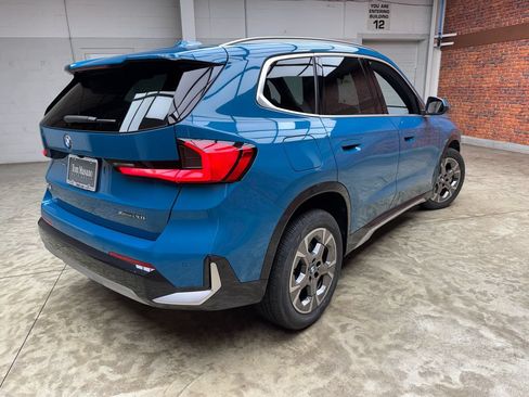 Certified 2025 BMW X1 xDrive28i AWD/4WD image 6
