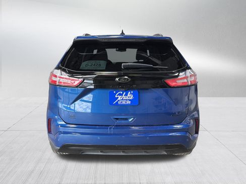 Used 2023 Ford Edge SE w/ Black Appearance Package image 6