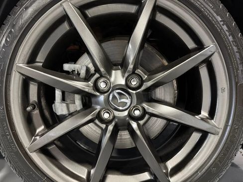 Used 2017 MAZDA MX-5 Miata RF Club RWD image 10
