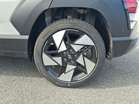 New 2026 Hyundai Kona Limited AWD/4WD image 5