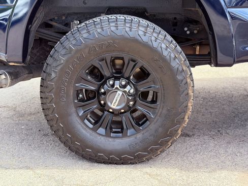 Used 2022 Ford F350 Platinum w/ Tremor Off-Road Package AWD/4WD image 12