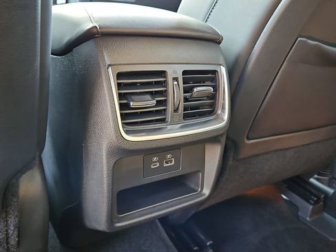 Used 2022 INFINITI QX50 Luxe w/ Appearance Package image 16