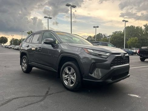 Used 2025 Toyota RAV4 XLE FWD image 4