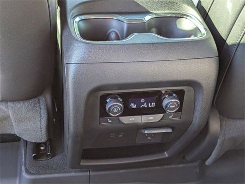 New 2026 Chevrolet Traverse High Country image 31