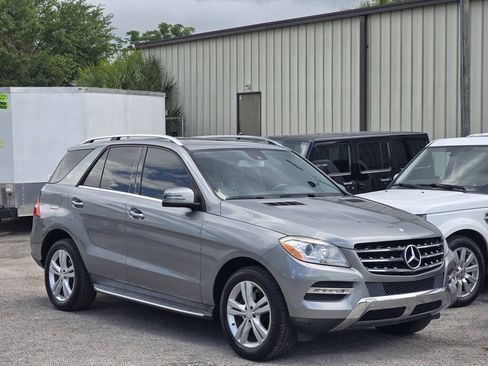 Used 2015 Mercedes-Benz ML 250 BlueTEC 4MATIC image 2