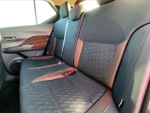 Used 2021 Nissan Kicks SR image 20