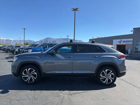 Used 2022 Volkswagen Atlas Cross Sport SEL AWD/4WD image 10