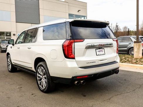 Used 2021 GMC Yukon XL Denali w/ Denali Premium Package image 25