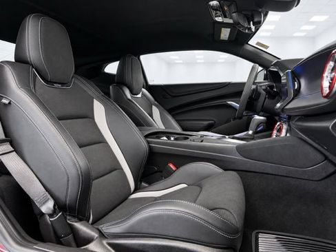 Used 2021 Chevrolet Camaro SS RWD image 24