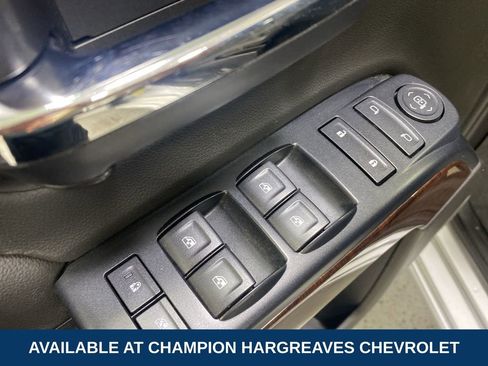 Used 2019 GMC Sierra 1500 SLE w/ SLE Value Package image 31