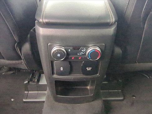 Used 2021 Ford Explorer Limited w/ Equipment Group 301A image 17