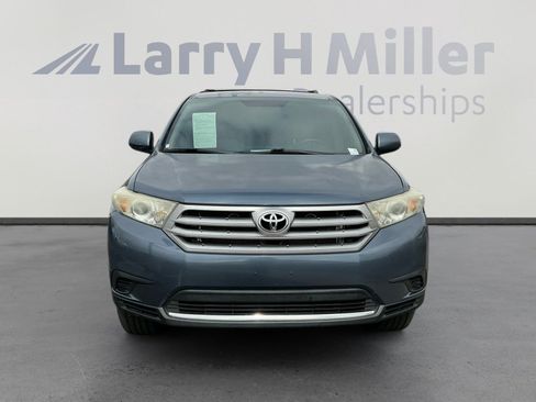 Used 2013 Toyota Highlander 4WD w/ Cold Weather Pkg image 8