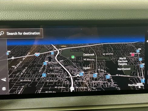 Used 2024 Porsche Cayenne w/ Premium Package Plus (PFM) image 16