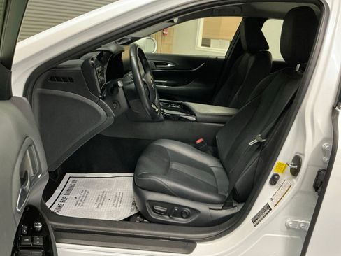 Used 2022 Toyota Mirai XLE w/ Advanced Technology Package image 8