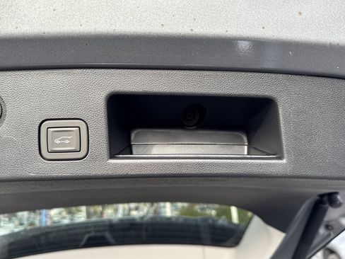 New 2026 GMC Terrain Denali w/ LPO, Black Badging Package image 10