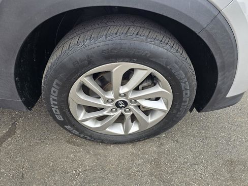Used 2016 Hyundai Tucson SE w/ Option Group 02 AWD/4WD image 14
