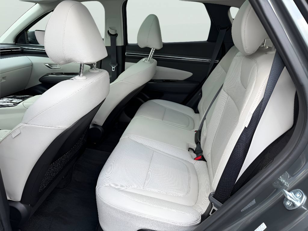 Used 2024 Hyundai Tucson Limited AWD/4WD image 14