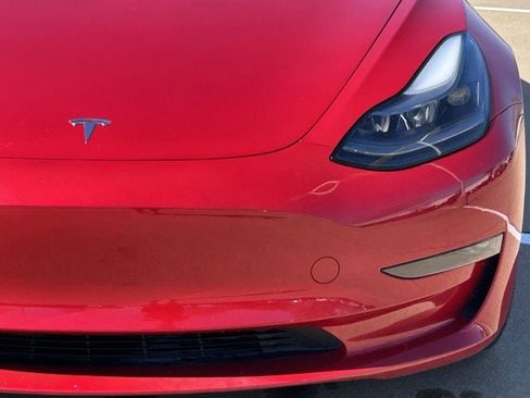 Used 2023 Tesla Model 3 Performance image 9