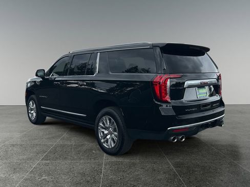 Used 2024 GMC Yukon XL Denali w/ Advanced Technology Package AWD/4WD image 5