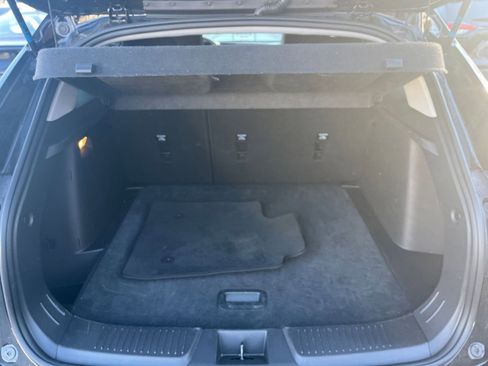 Used 2025 Chevrolet Trax LT image 24