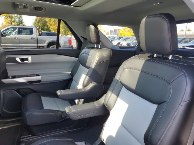 Certified 2023 Ford Explorer XLT w/ Equipment Group 202A AWD/4WD image 32