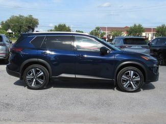 Certified 2025 Nissan Rogue SL FWD video 3