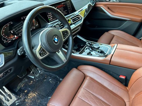 Used 2023 BMW X5 sDrive40i w/ M Sport Package image 5