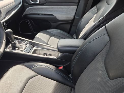 Certified 2022 Jeep Compass Latitude w/ Mopar Graphics Package image 15