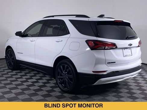Certified 2022 Chevrolet Equinox RS w/ LPO, Floor Liner Package FWD image 17