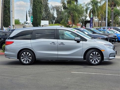 Used 2024 Honda Odyssey EX-L image 4