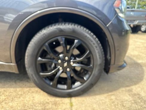 Used 2019 Dodge Durango R/T w/ Technology Group AWD/4WD image 40