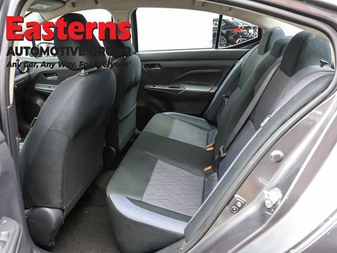 Used 2024 Nissan Versa SV FWD image 21