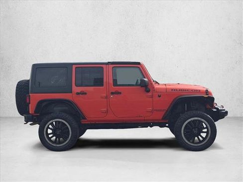 Used 2015 Jeep Wrangler Unlimited Rubicon AWD/4WD image 4