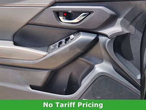 Used 2024 Subaru Crosstrek 2.5i Limited AWD/4WD image 22