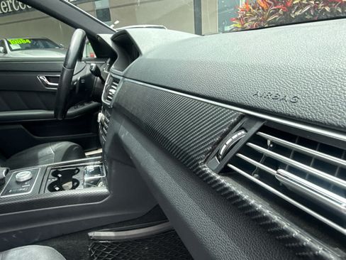 Used 2010 Mercedes-Benz E 550 Sedan image 25