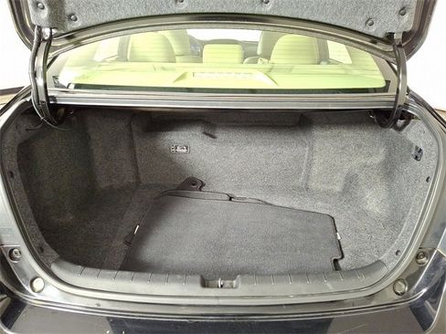 Used 2017 Honda Accord Touring image 29