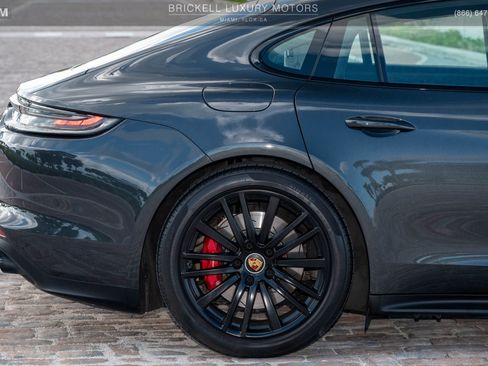 Used 2022 Porsche Panamera GTS image 42