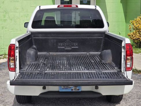 Used 2019 Nissan Frontier S image 9
