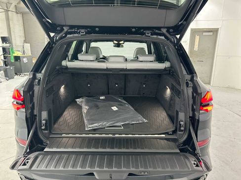 New 2026 BMW X5 xDrive50e w/ M Sport Package image 21