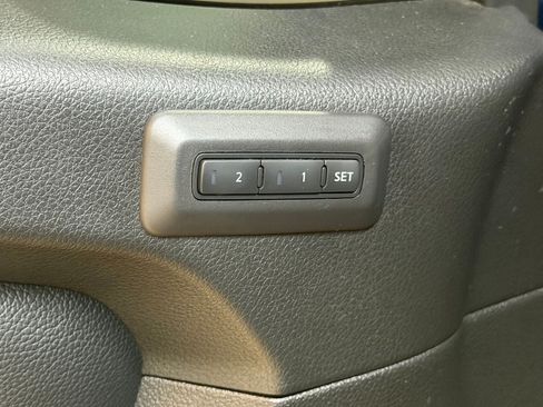 Used 2024 Nissan Titan PRO-4X w/ Pro-4x Convenience Package AWD/4WD image 20