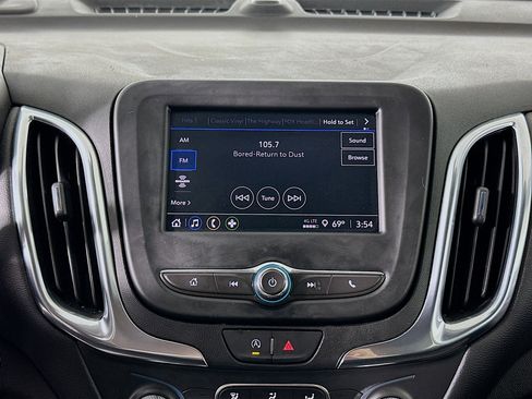 Used 2024 Chevrolet Equinox LT image 21