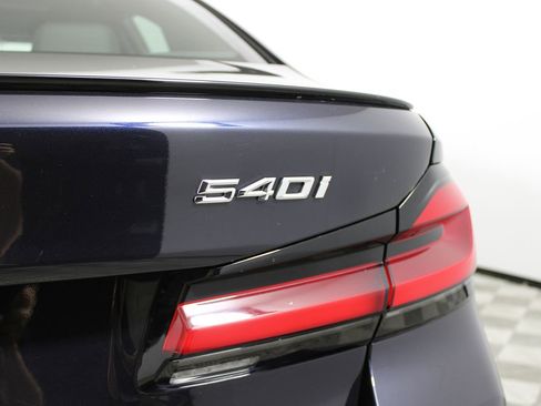 Used 2023 BMW 540i w/ Executive Package image 44