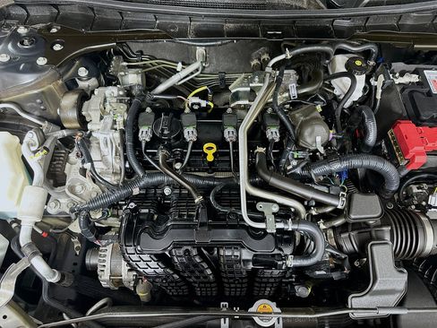 Used 2024 Nissan Altima 2.5 SV w/ SV Premium Package image 32