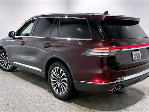 Used 2020 Lincoln Aviator Reserve w/ Equipment Group 201A image 4