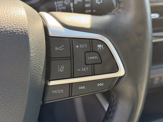 Certified 2022 Toyota Highlander Bronze Edition AWD/4WD image 25