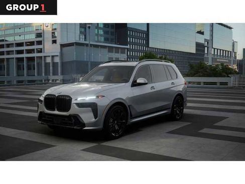 New 2026 BMW X7 xDrive40i image 1