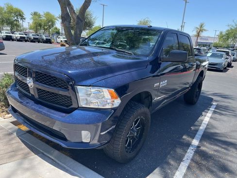 Used 2017 RAM 1500 Express AWD/4WD image 1